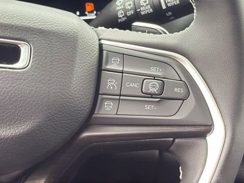 New 2026 Jeep Grand Cherokee Altitude AWD/4WD image 11
