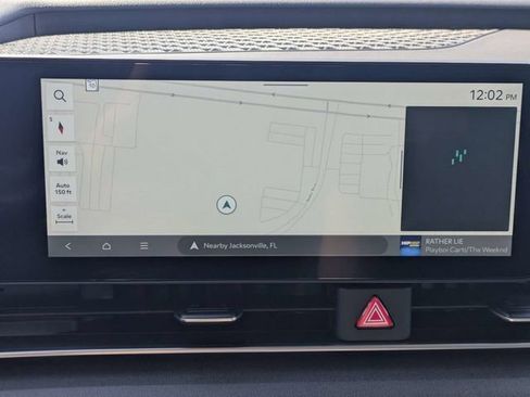 New 2026 Kia Carnival EX FWD image 21