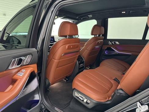 Used 2024 BMW X7 M60i w/ Executive Package image 42