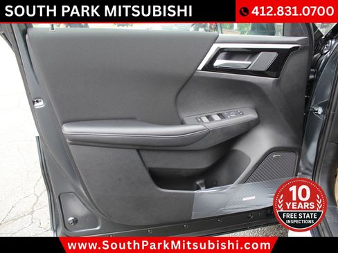 New 2026 Mitsubishi Outlander ES AWD/4WD image 13
