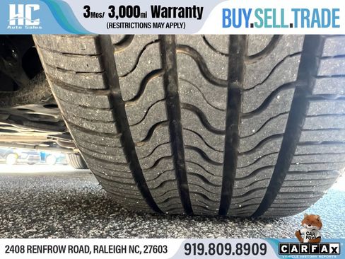 Used 2020 Toyota Corolla LE image 11