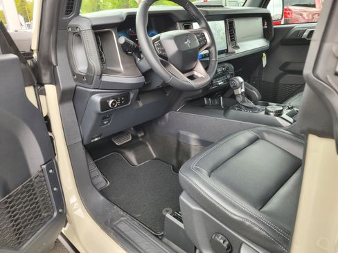 New 2026 Ford Bronco Badlands AWD/4WD image 15
