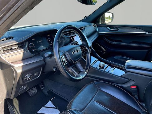 Used 2021 Jeep Grand Cherokee L Overland AWD/4WD image 17