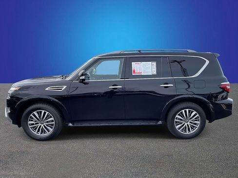 Used 2023 Nissan Armada SL w/ Cargo Package RWD image 2