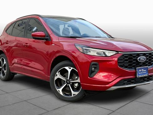 Used 2024 Ford Escape ST-Line Select w/ Tech Pack #2 image 2
