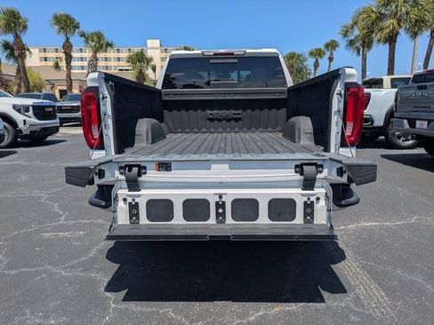 Used 2019 GMC Sierra 1500 SLT w/ SLT Premium Package AWD/4WD image 12