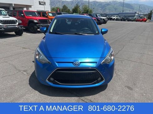 Used 2019 Toyota Yaris LE FWD image 10