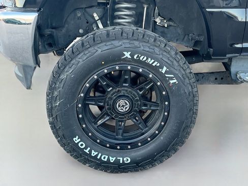 Used 2017 Ford F350 4x4 Crew Cab Super Duty image 30