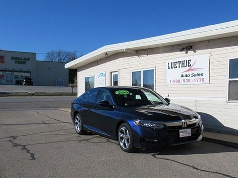 Used 2020 Honda Accord EX image 4