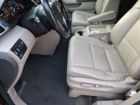 Used 2016 Honda Odyssey EX-L image 28