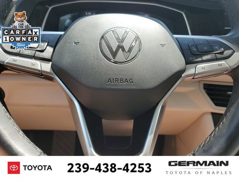 Used 2023 Volkswagen Jetta SE w/ Panoramic Sunroof Package FWD image 25