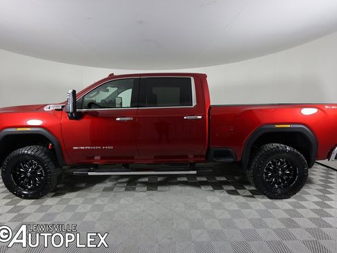 Used 2025 GMC Sierra 2500 SLT w/ SLT Premium Package image 10