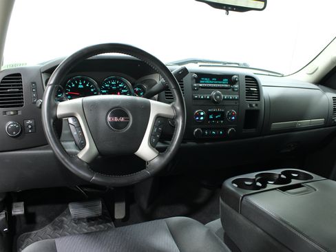 Used 2011 GMC Sierra 1500 SLE w/ Power Tech Package AWD/4WD image 2