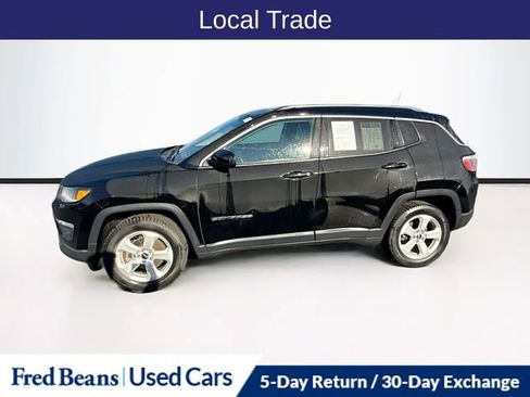 Used 2018 Jeep Compass Latitude w/ Popular Equipment Group image 4