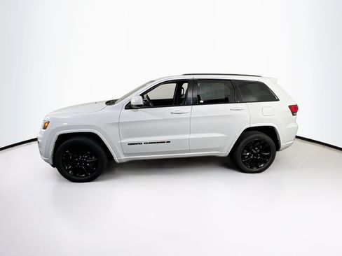 Used 2022 Jeep Grand Cherokee Laredo X AWD/4WD image 8