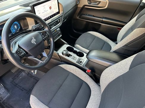 Used 2025 Ford Bronco Sport Big Bend AWD/4WD image 9