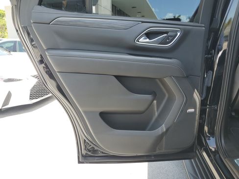 Used 2021 GMC Yukon SLT RWD image 18