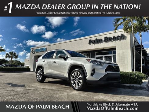 Used 2021 Toyota RAV4 XLE Premium image 1