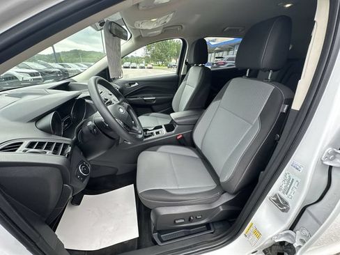 Used 2017 Ford Escape SE AWD/4WD image 15