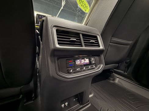 Used 2026 Volkswagen Atlas SEL Premium R-Line AWD/4WD image 26