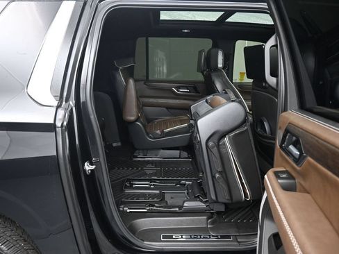 Used 2026 GMC Yukon XL Denali Ultimate AWD/4WD image 59