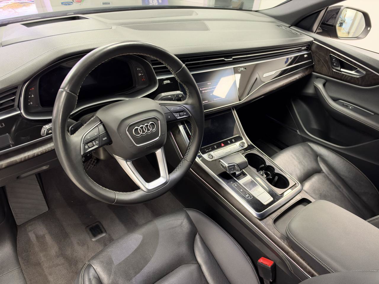 Used 2023 Audi Q8 Prestige w/ Prestige Package AWD/4WD image 27