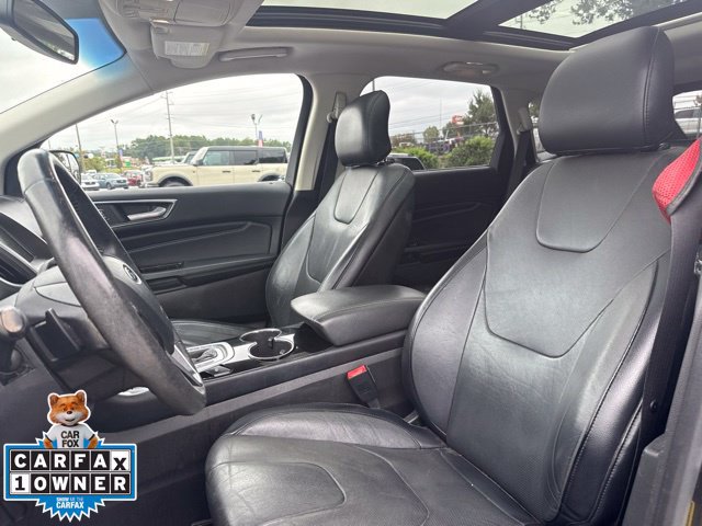 Used 2016 Ford Edge Titanium w/ Equipment Group 301A FWD image 13