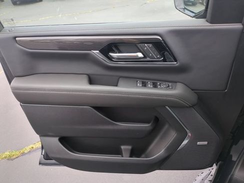 New 2026 GMC Yukon Elevation AWD/4WD image 11