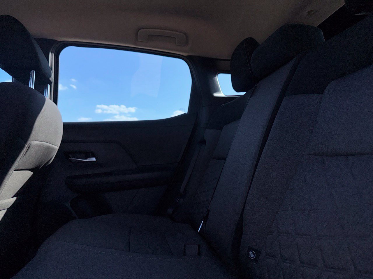 Used 2026 Nissan Kicks SV w/ Cold Weather Package FWD image 44