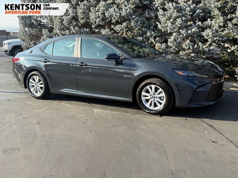 Used 2026 Toyota Camry LE image 10