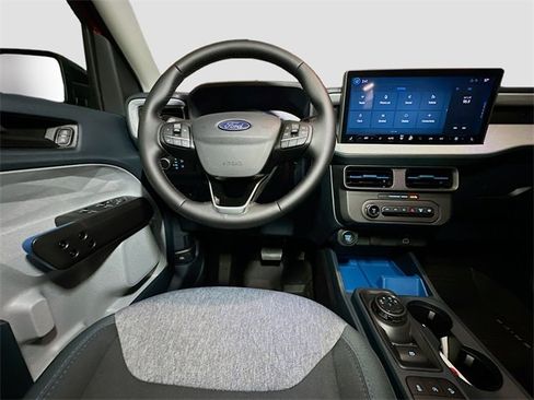 New 2025 Ford Maverick XLT w/ XLT Luxury Package image 26