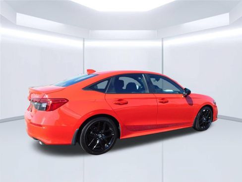 Used 2024 Honda Civic Sport image 3