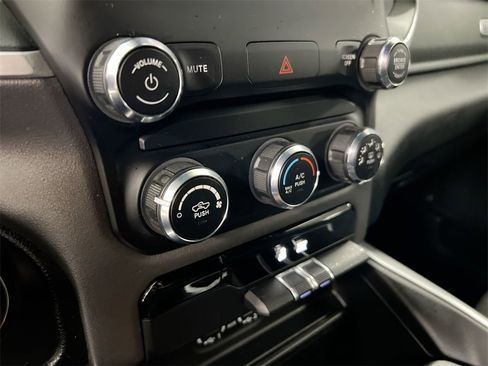 Used 2021 RAM 1500 Big Horn image 15