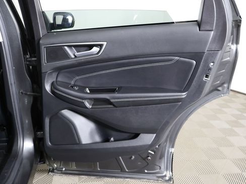 Used 2016 Ford Edge Titanium w/ Equipment Group 302A image 29