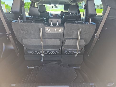 Used 2019 Chrysler Pacifica Touring-L Plus w/ S Appearance Package FWD image 9