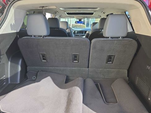 Used 2019 Buick Enclave Premium w/ Experience Buick Package image 30