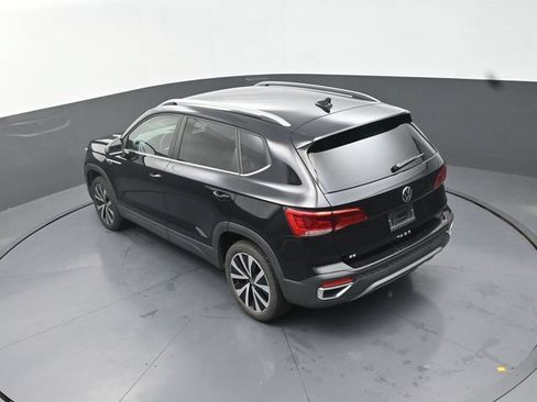Used 2024 Volkswagen Taos SE FWD image 26