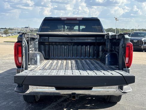 Used 2019 GMC Sierra 1500 SLT RWD image 6