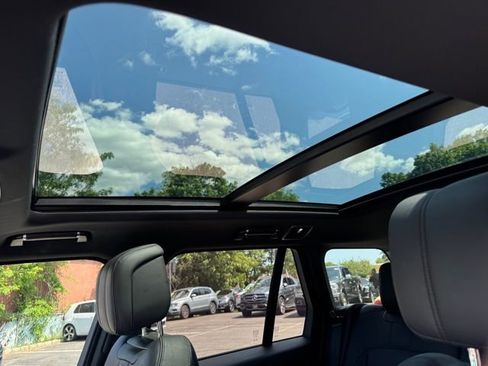 Used 2019 Land Rover Range Rover Supercharged image 23