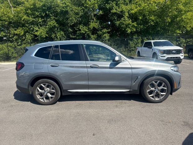 Used 2023 BMW X3 xDrive30i w/ Premium Package AWD/4WD image 7