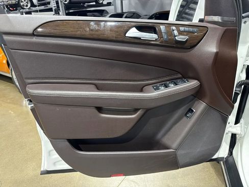 Used 2017 Mercedes-Benz GLE 350 4MATIC image 12