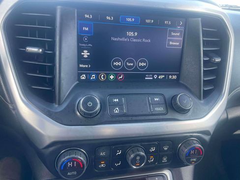 Used 2021 GMC Acadia SLE image 8