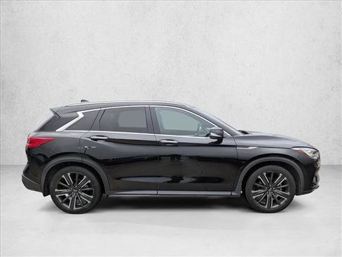 Used 2021 INFINITI QX50 Luxe w/ Appearance Package AWD/4WD image 4