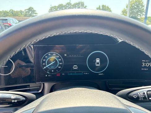 Used 2022 Hyundai Elantra N FWD image 23