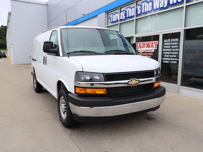 New 2026 Chevrolet Express 2500 w/ Enhanced Convenience Package