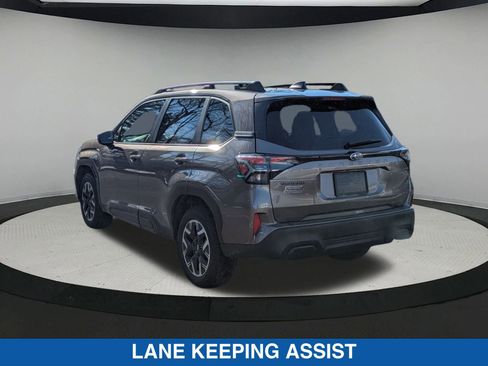 Certified 2025 Subaru Forester Premium image 6