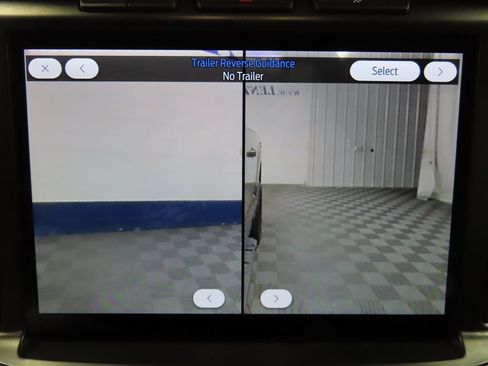 Used 2024 Ford F150 XLT w/ XLT Black Appearance Package image 19