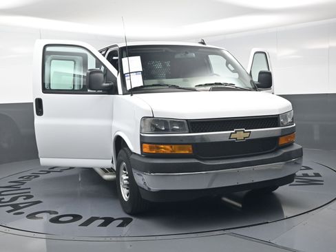 Certified 2024 Chevrolet Express 2500 w/ Driver Convenience Package image 22