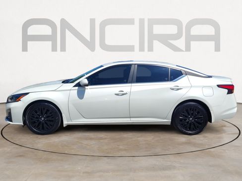 Used 2026 Nissan Altima 2.5 SV w/ SV Special Edition Package FWD image 7
