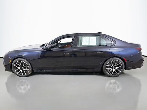 Used 2023 BMW 760i xDrive w/ Executive Package AWD/4WD image 17